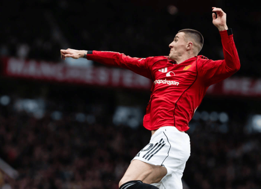 英超最新积分战报:曼联成功复仇,利物浦升到第4,维拉3连败